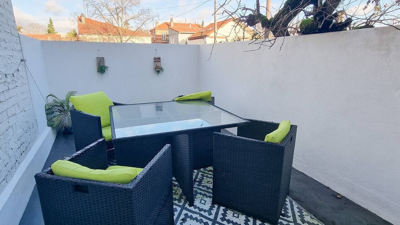 Photo of Patio Balcony in Rueil-Malmaison