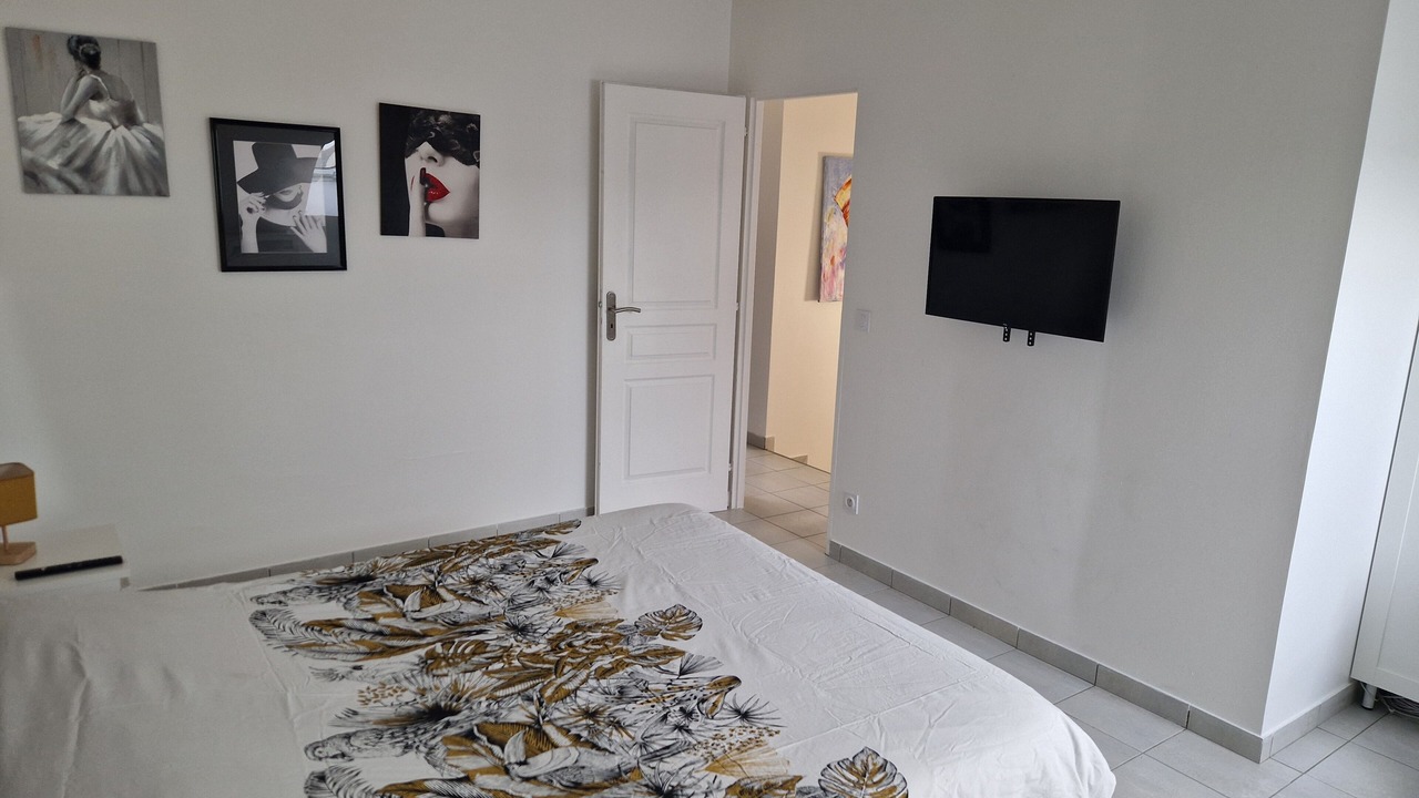 Photo of Bedroom in Cambronne-les-Clermont
