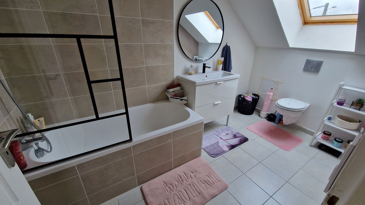 Photo of Bathroom in Cambronne-les-Clermont