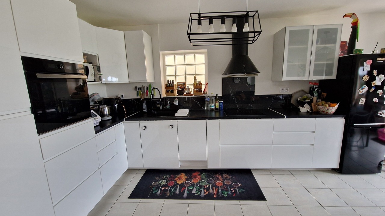 Photo of Kitchen in Cambronne-les-Clermont
