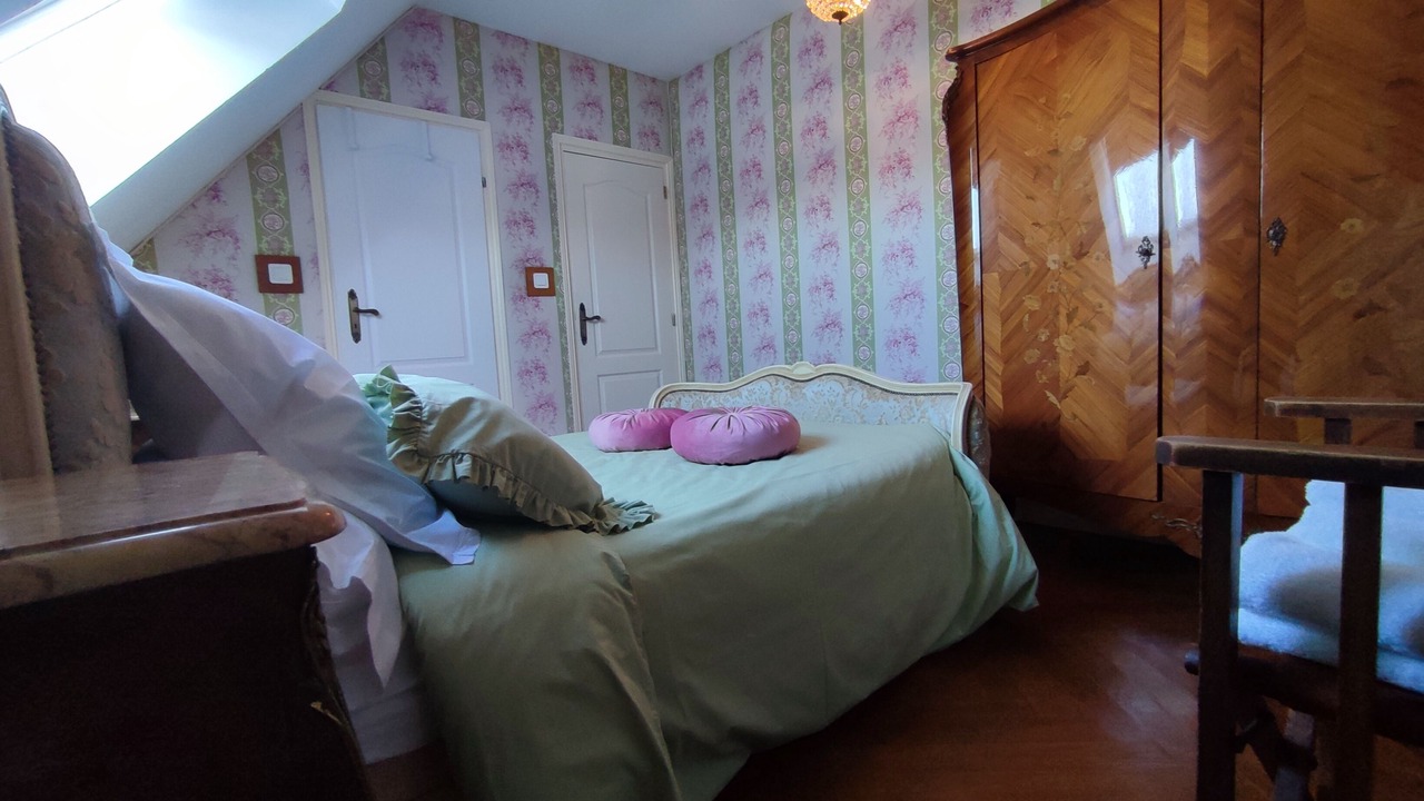 Photo of Bedroom in Monterolier