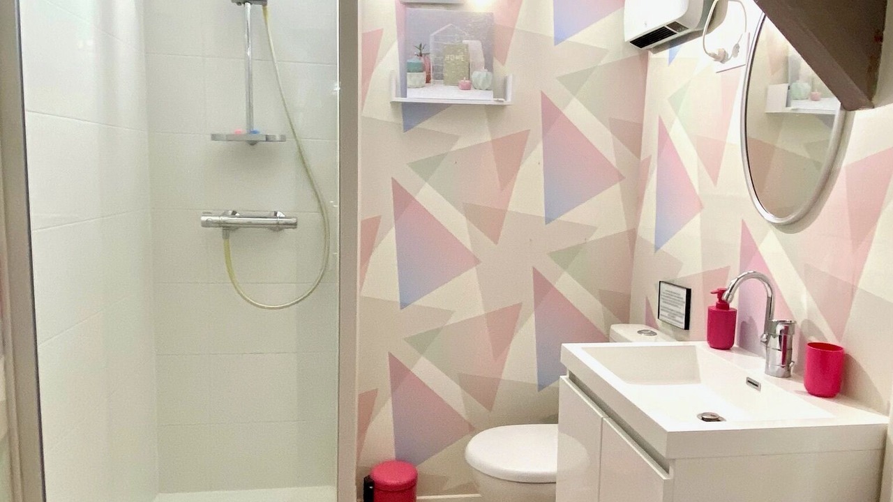 Photo of Bathroom in Saint-Josse