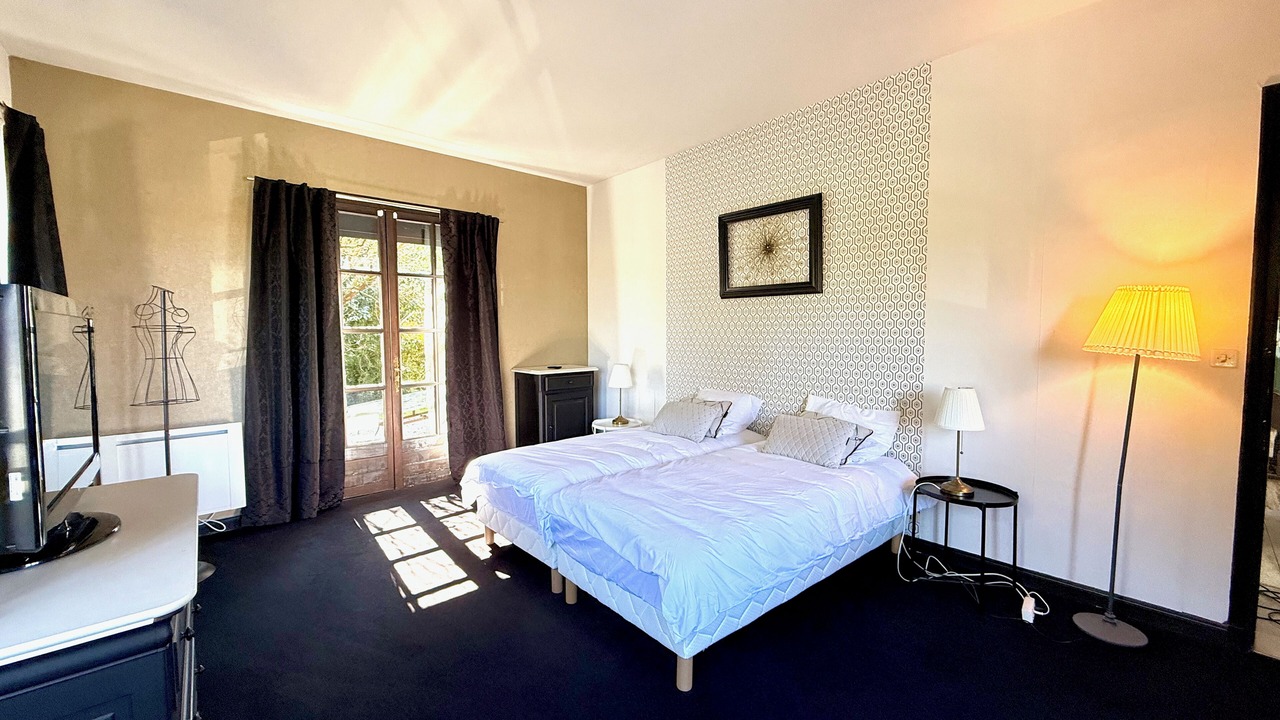 Photo of Bedroom in Saint-Josse