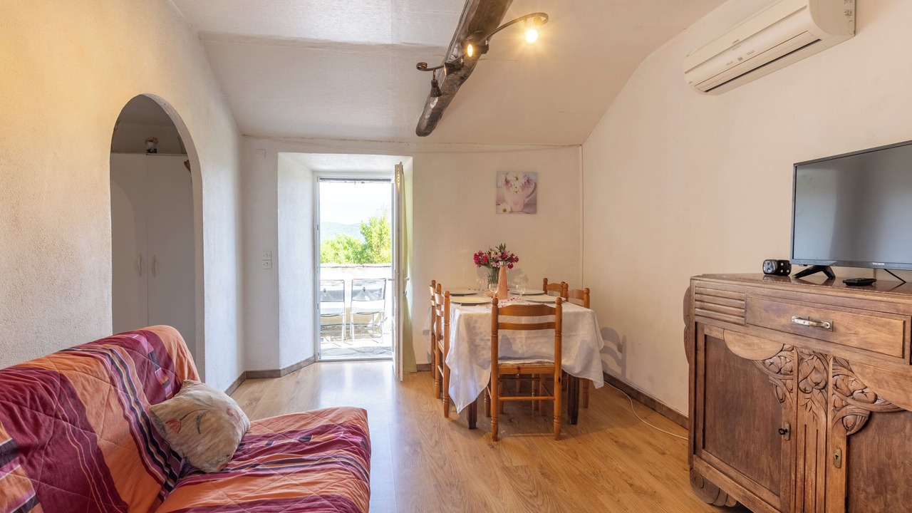 Photo of Livingroom in Gravieres