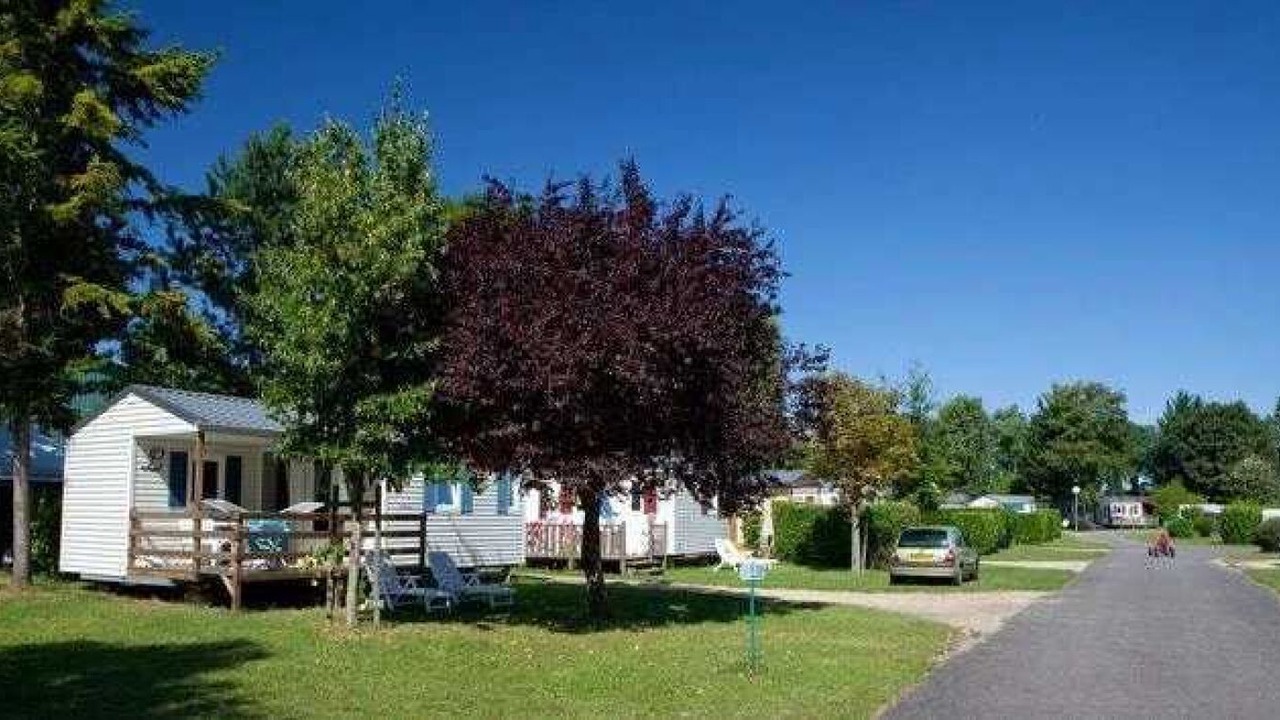 Photo of Outdoor in Vaux-le-Penil