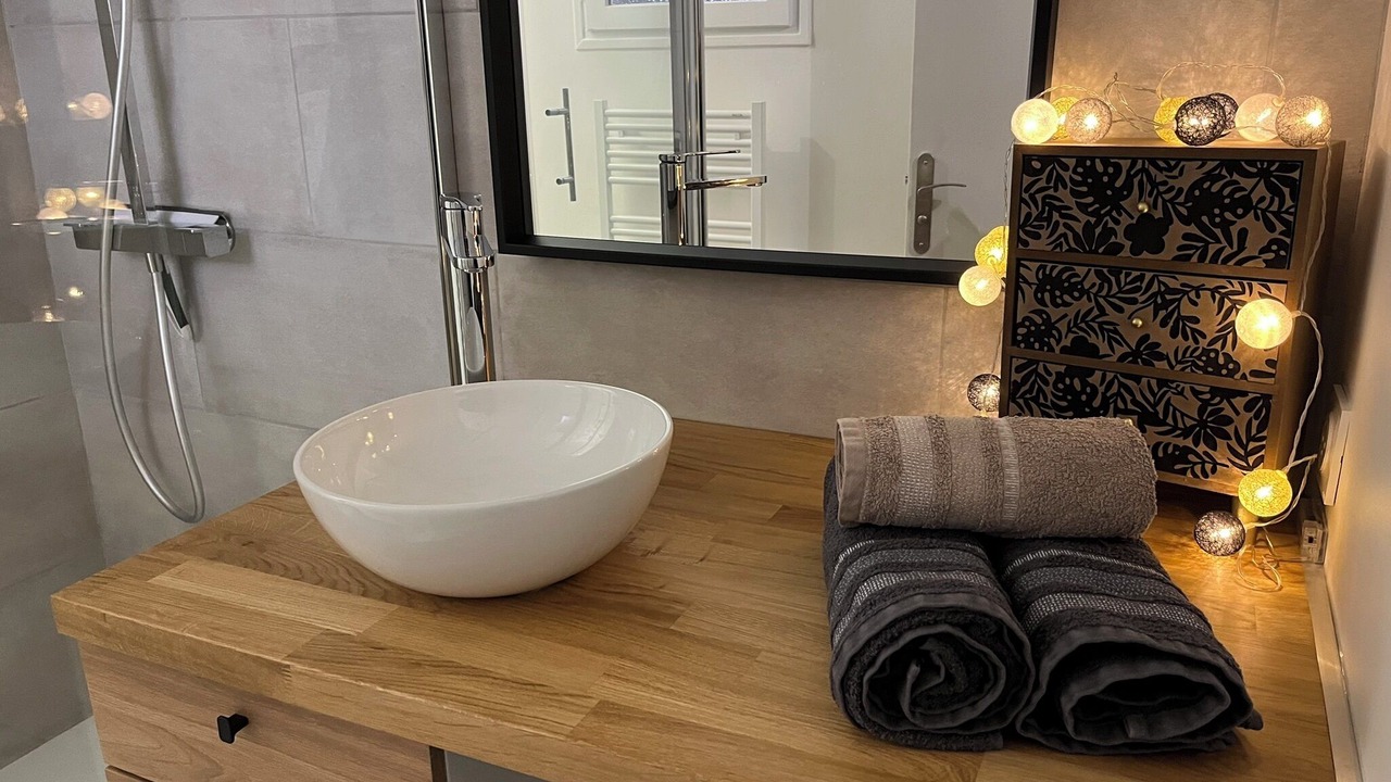 Photo of Bathroom in Crecy-en-Brie