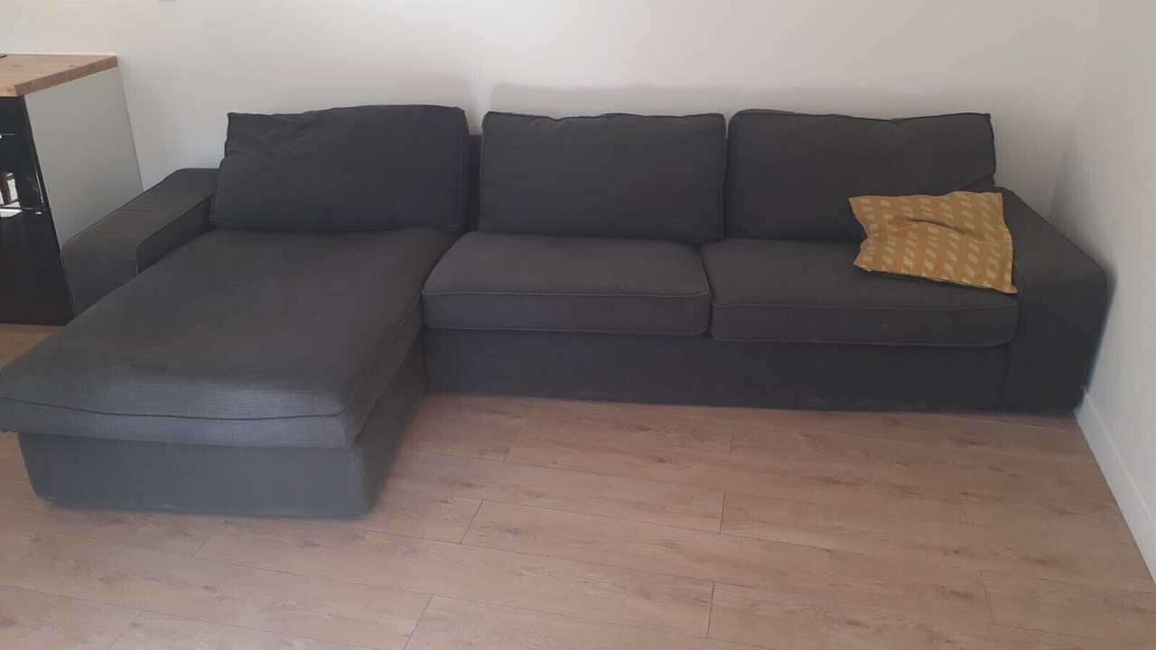 Photo of Livingroom in Stains