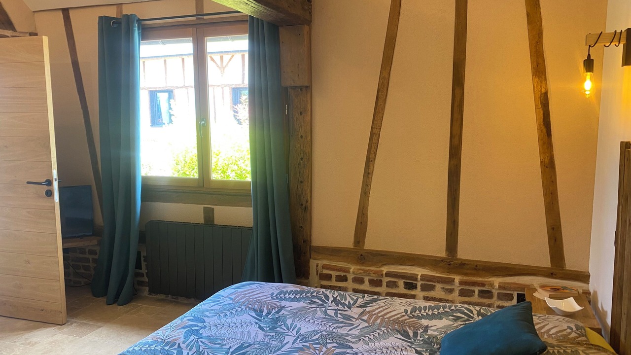 Photo of Bedroom in Saint-Saens