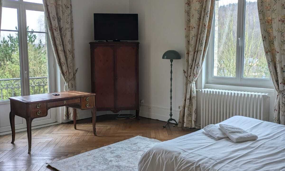 Photo of Bedroom in Saint-Aubin-Epinay