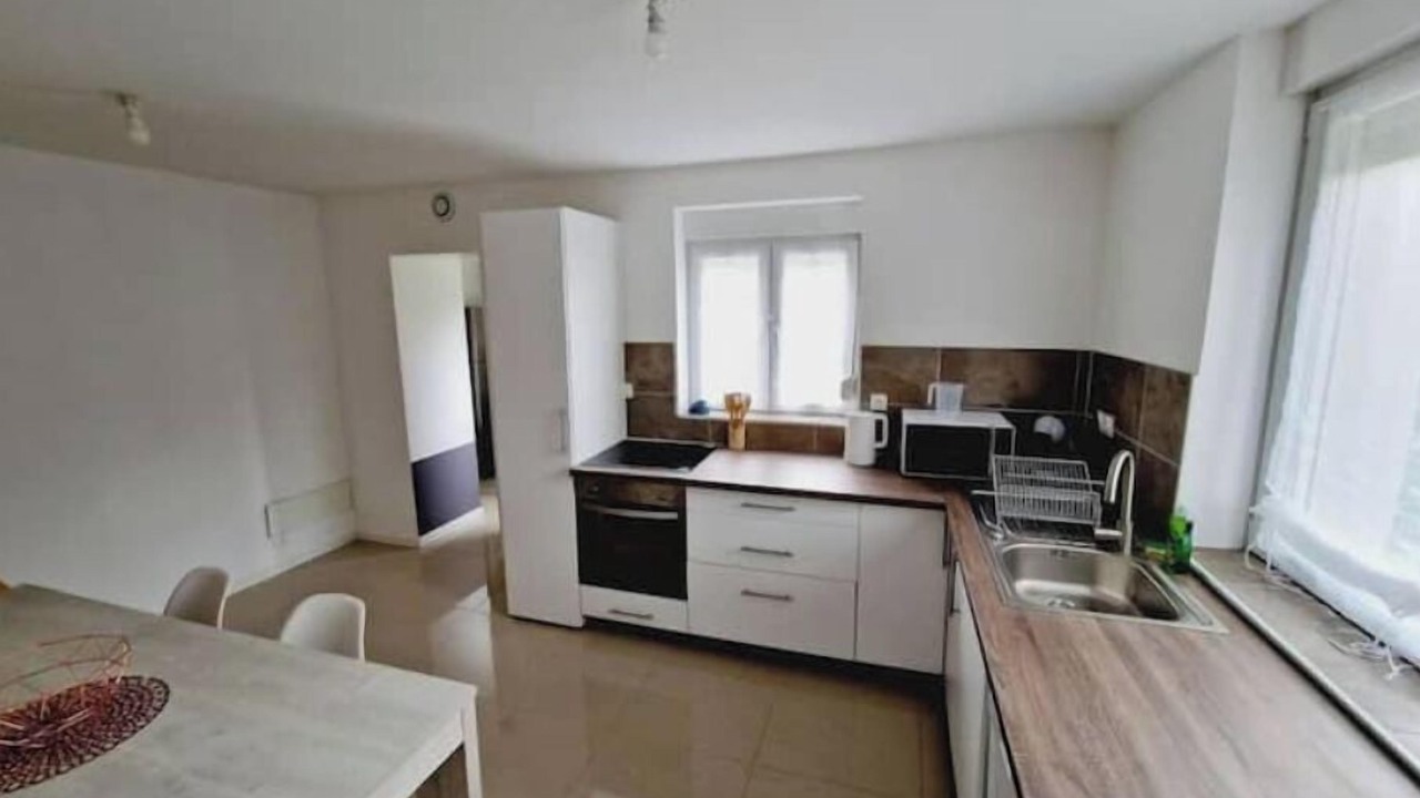 Photo of Kitchen in Maing