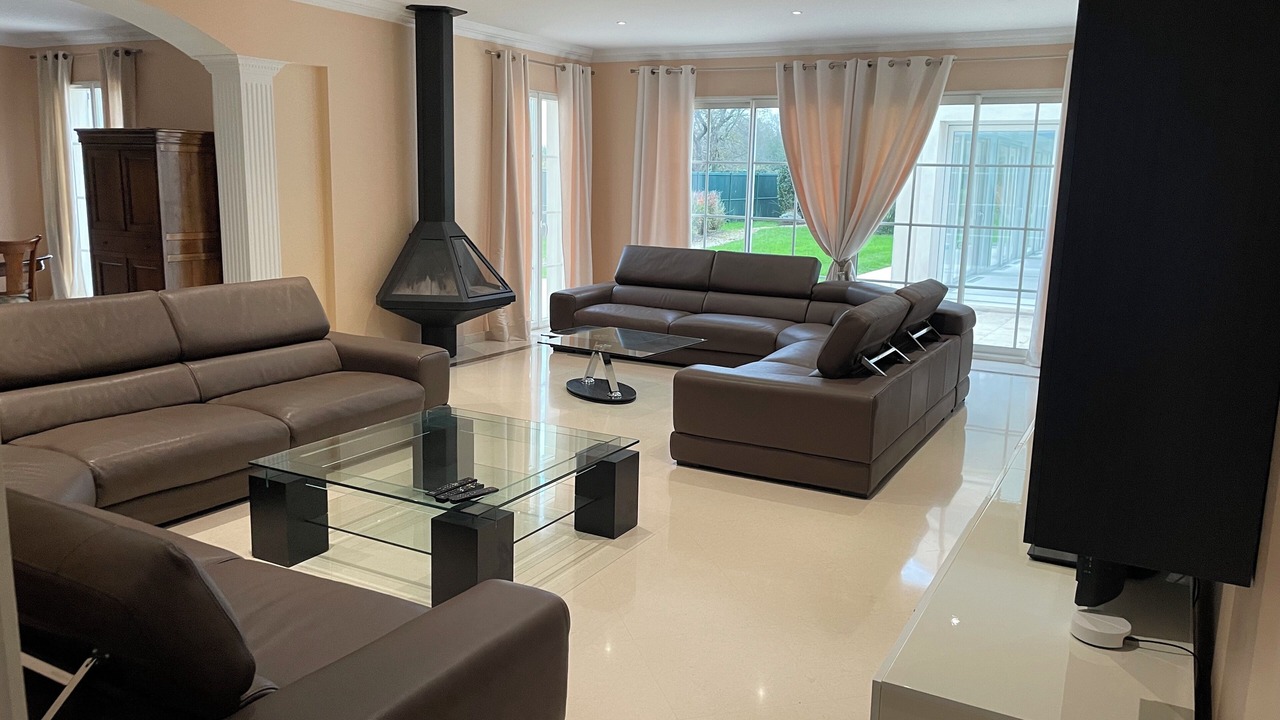 Photo of Livingroom in Villeneuve-le-Comte