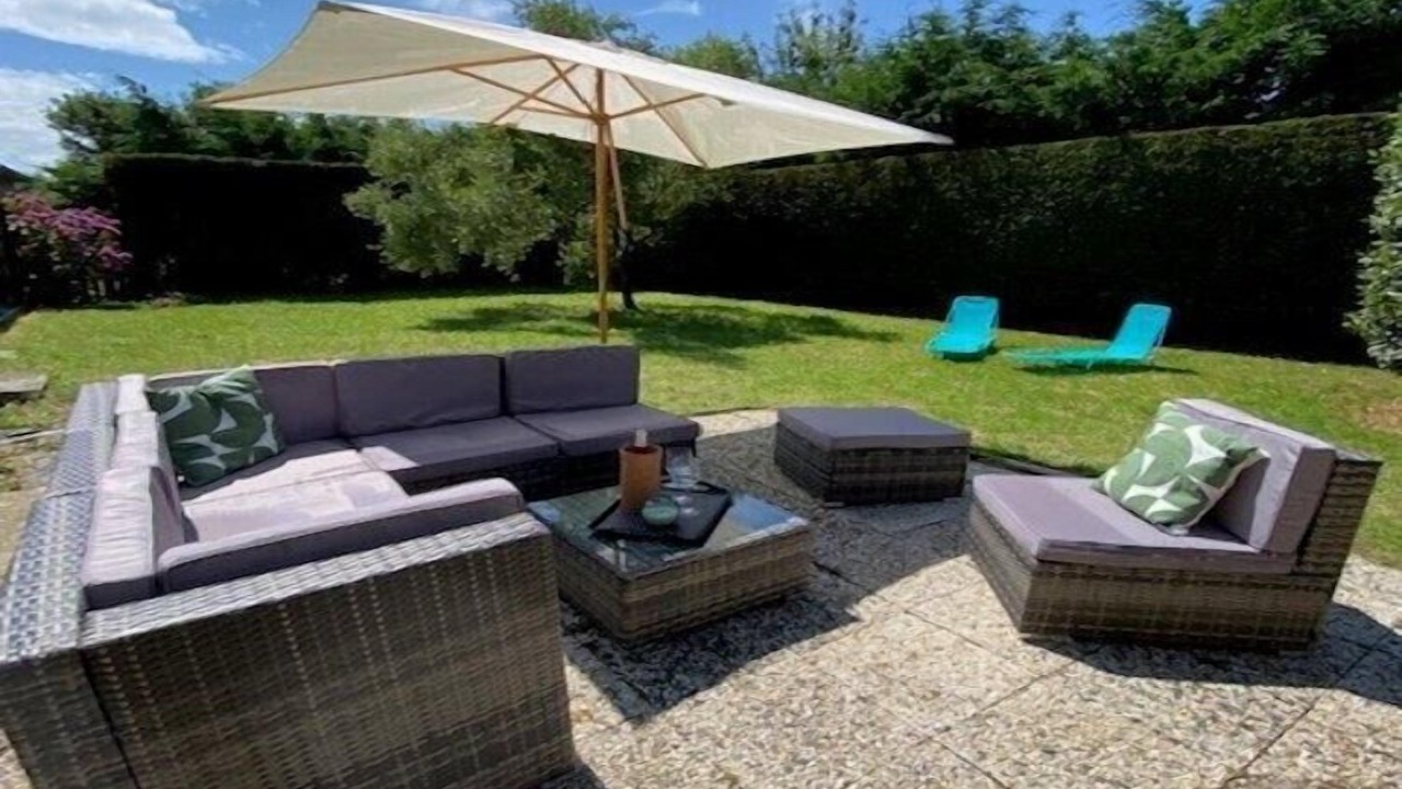 Photo of Patio Balcony in Octeville-sur-Mer