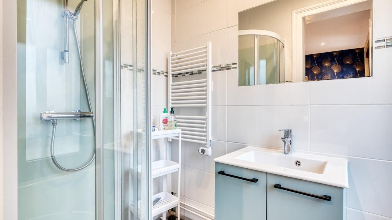 Photo of Bathroom in Dieppe