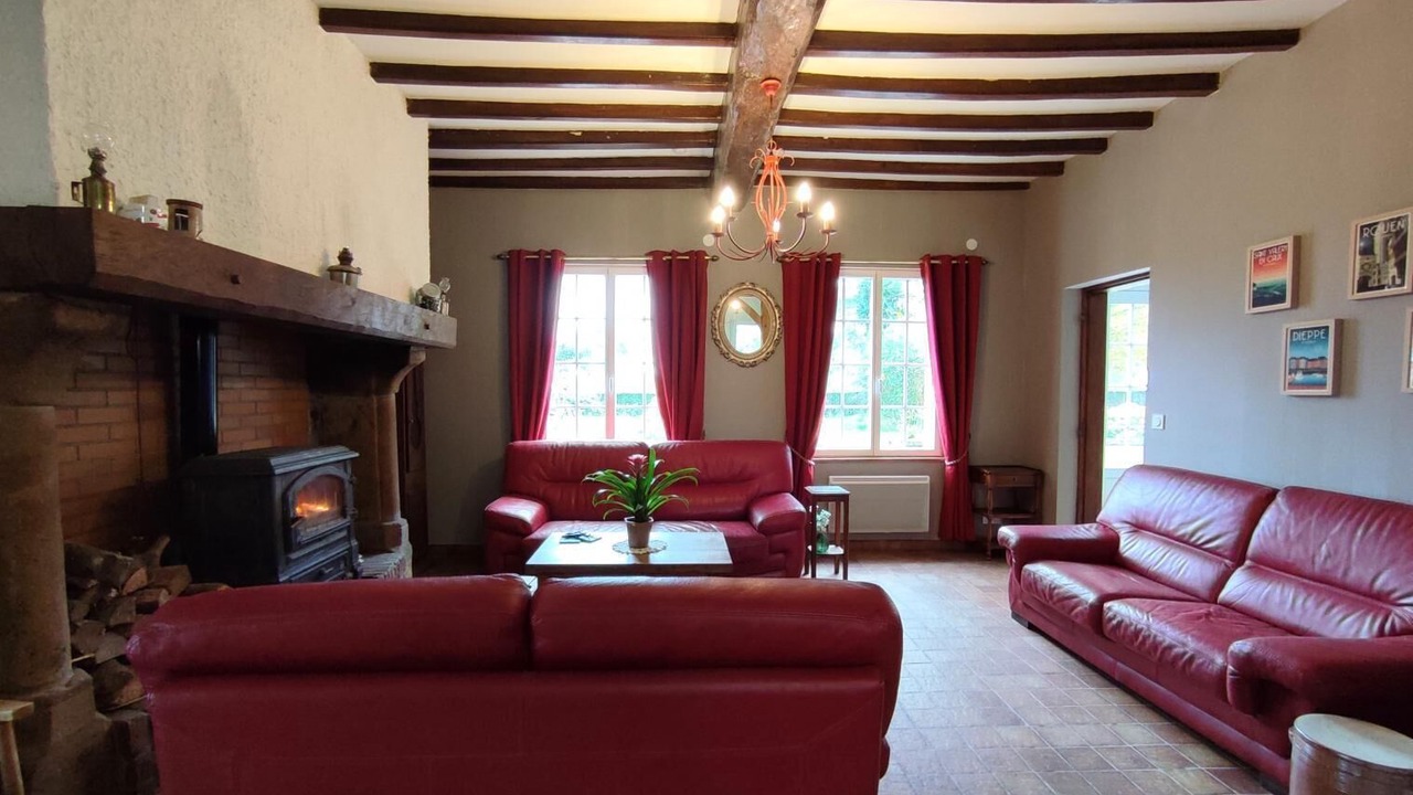 Photo of Livingroom in Drosay