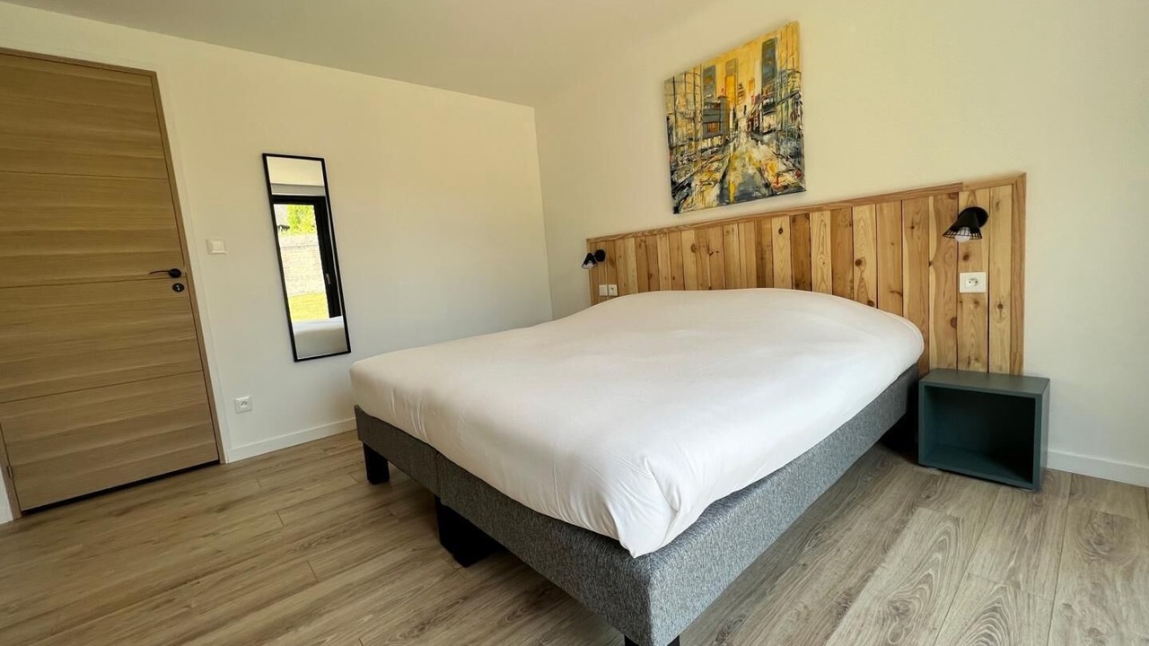 Photo of Bedroom in Jumieges