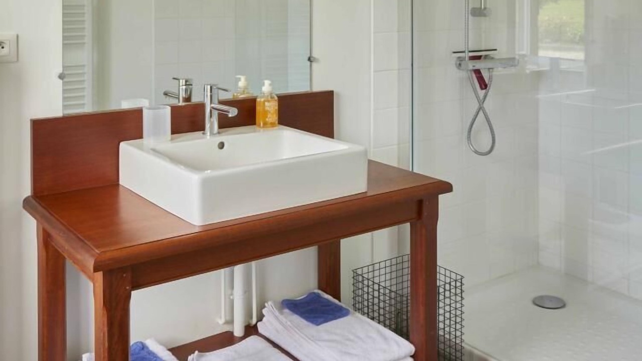 Photo of Bathroom in Doudeville