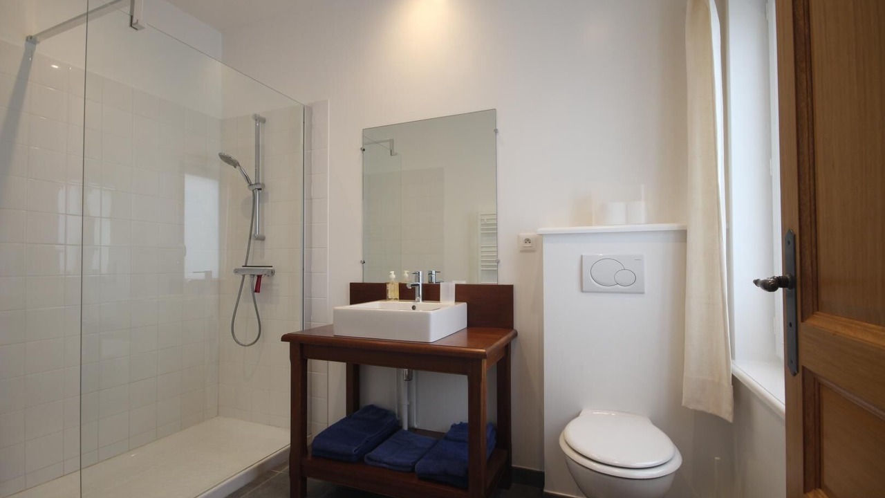 Photo of Bathroom in Doudeville
