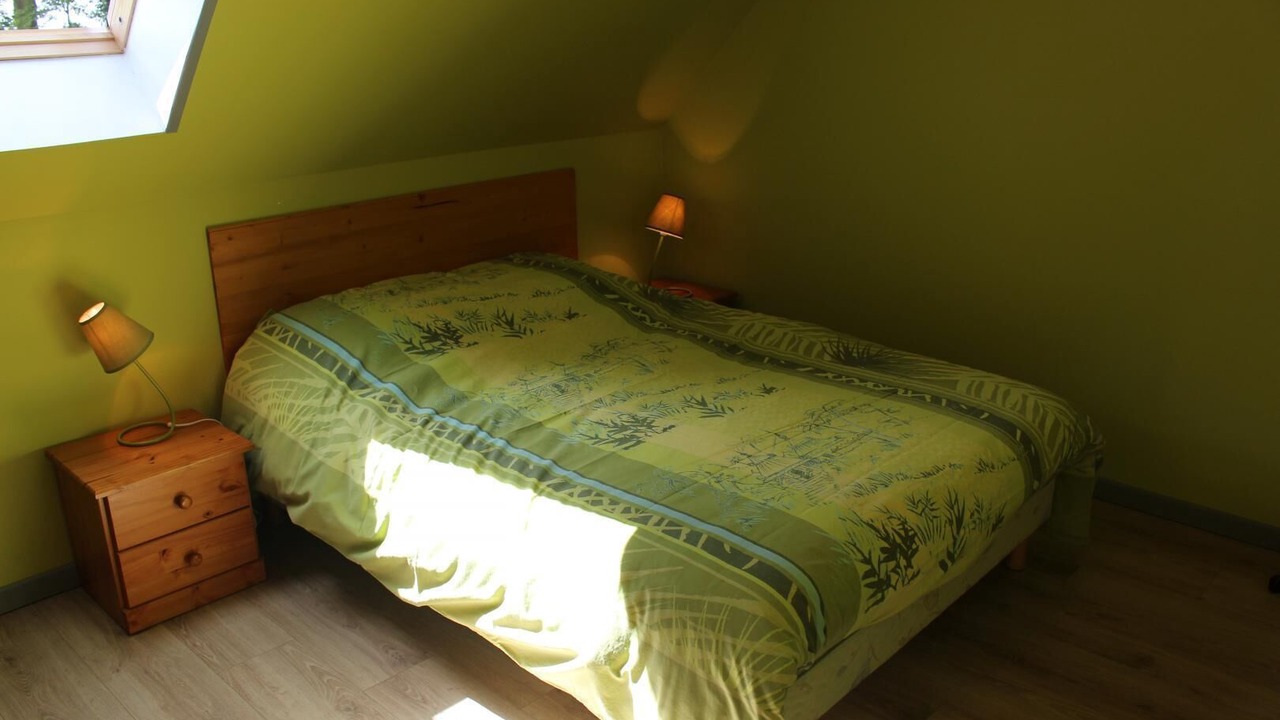 Photo of Bedroom in Theuville-aux-Maillots