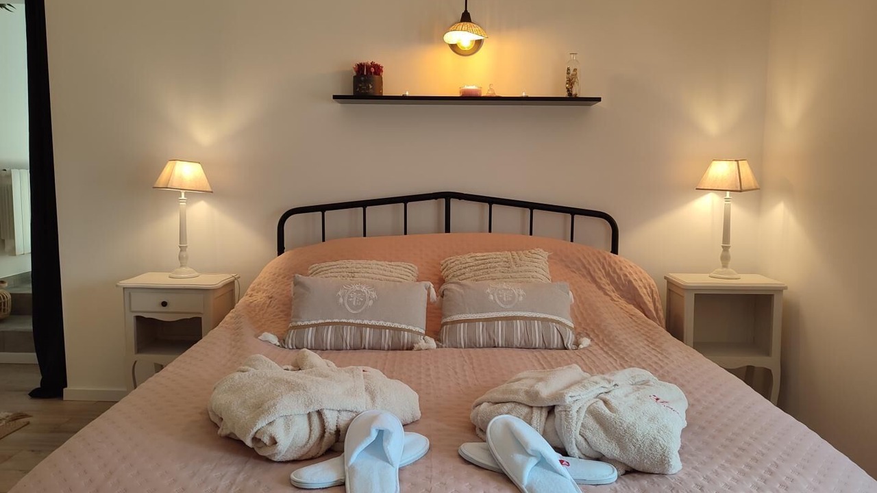 Photo of Bedroom in Saint-Ouen-le-Mauger