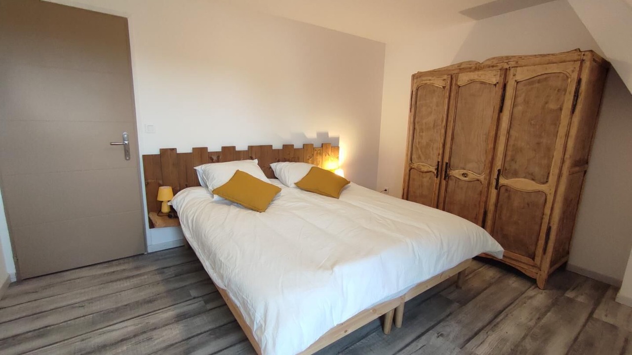 Photo of Bedroom in Cropus