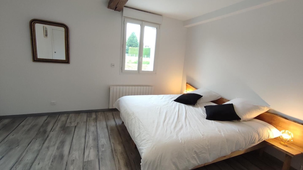 Photo of Bedroom in Cropus