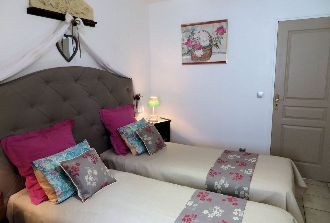 Photo of Bedroom in Saint-Leonard