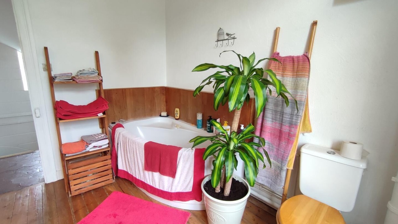 Photo of Bathroom in Fresne-le-Plan