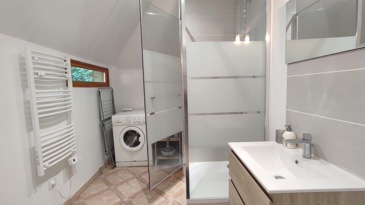 Photo of Bathroom in Eu