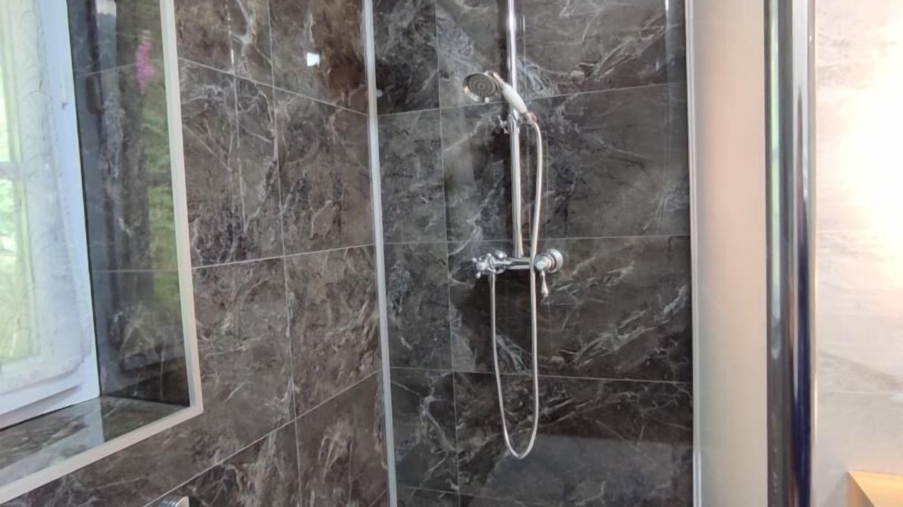 Photo of Bathroom in Daubeuf-Serville