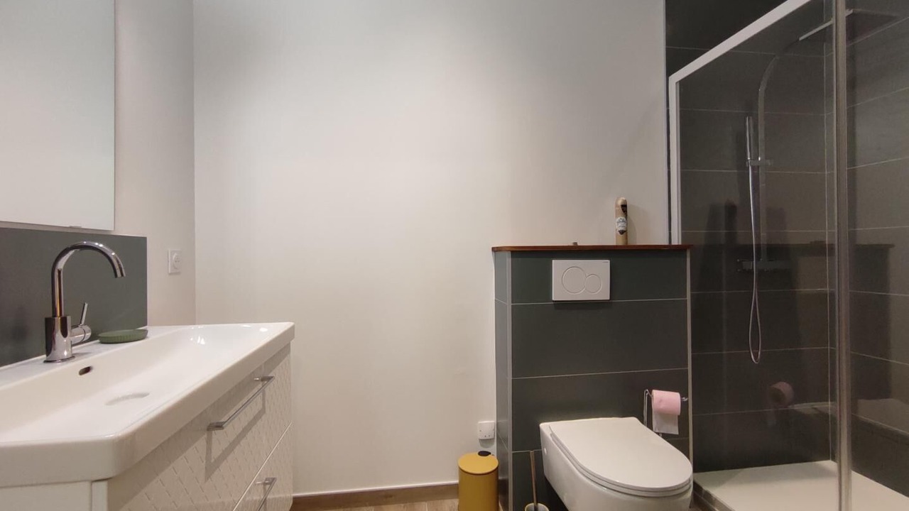 Photo of Bathroom in Saint-Martin-du-Manoir