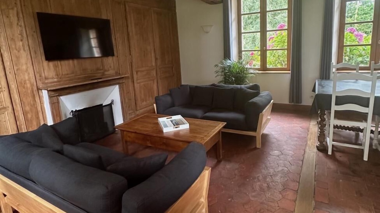 Photo of Livingroom in La Chapelle-du-Bourgay