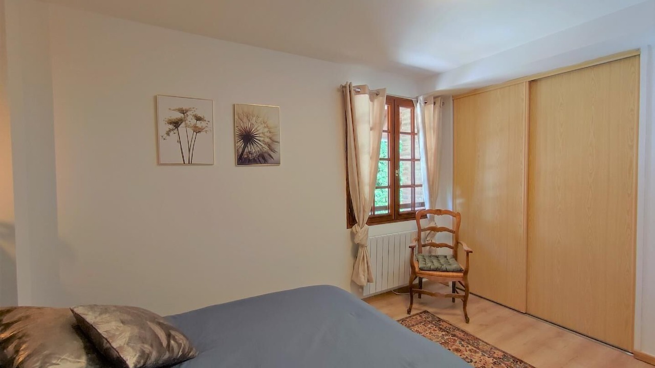 Photo of Bedroom in Eu