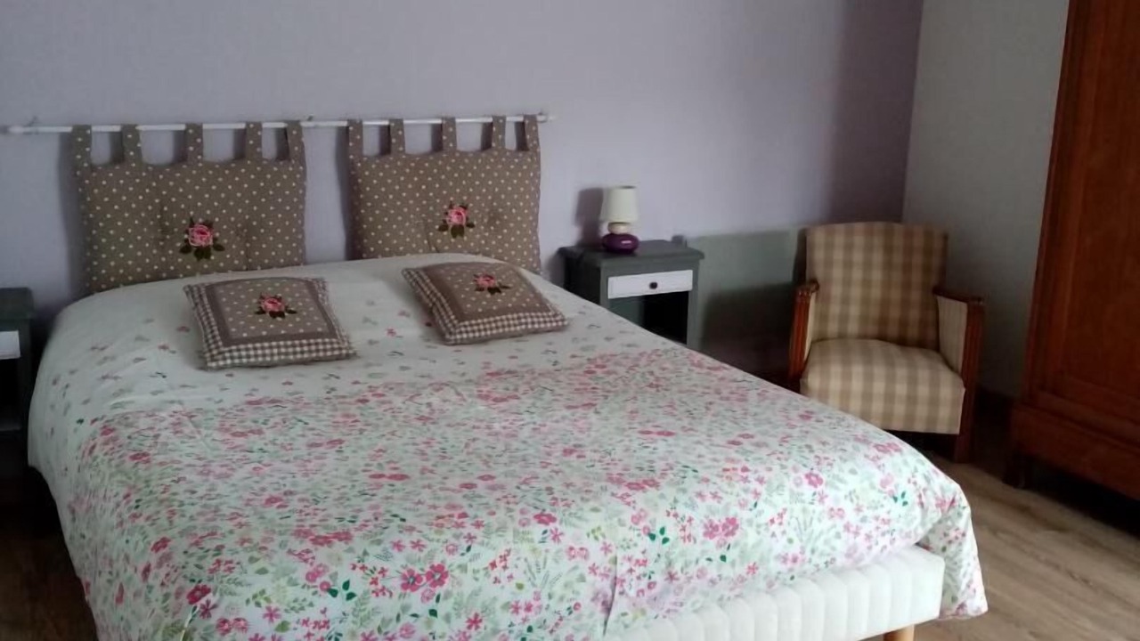 Photo of Bedroom in Ermenouville