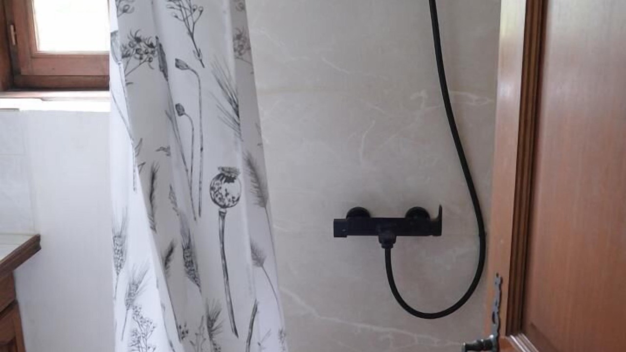 Photo of Bathroom in Maneglise