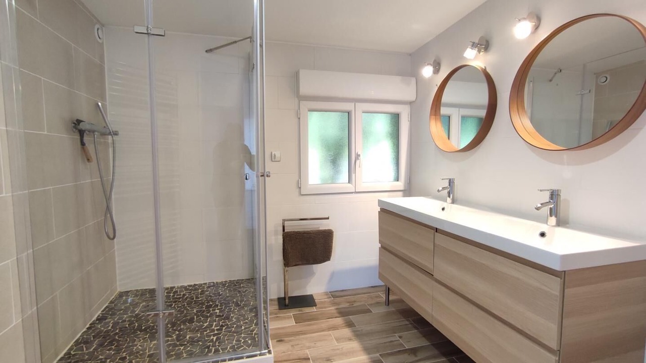 Photo of Bathroom in Bordeaux-Saint-Clair