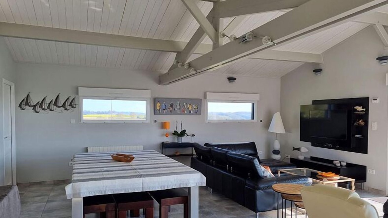Photo of Livingroom in Saint-Martin-aux-Buneaux