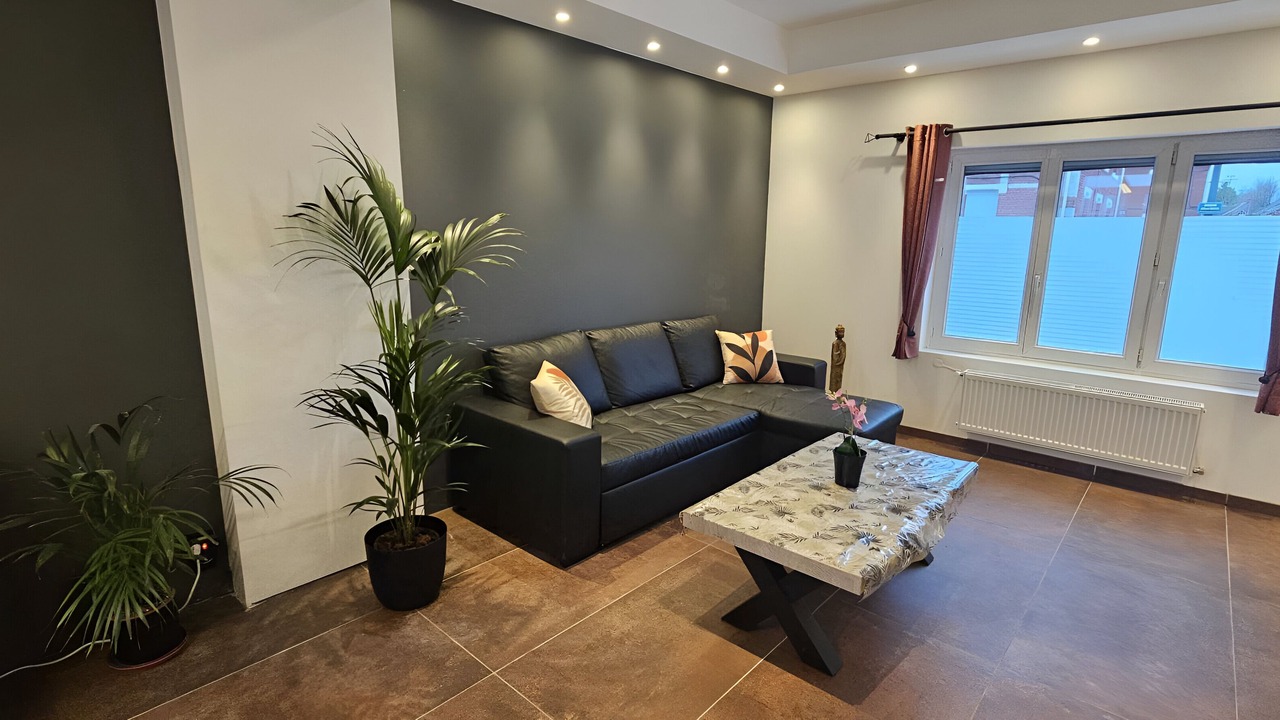 Photo of Livingroom in Lens