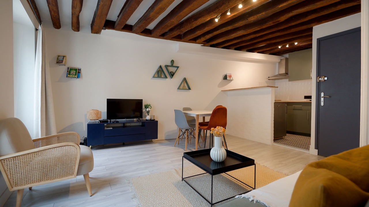 Photo of Livingroom in Fontainebleau