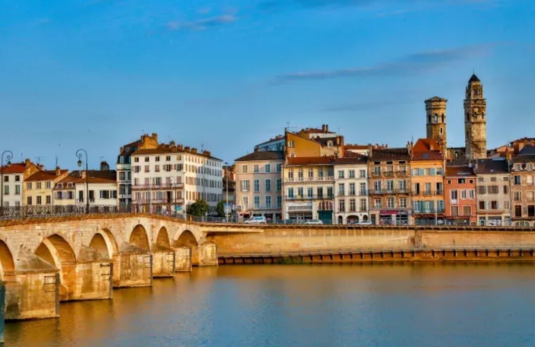 Photo of Others in Saint-Laurent-sur-Saone
