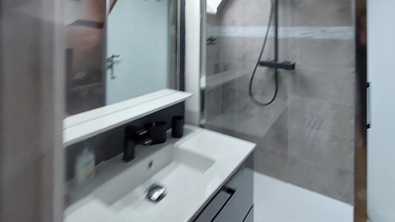 Photo of Bathroom in Canville-les-Deux-Eglises
