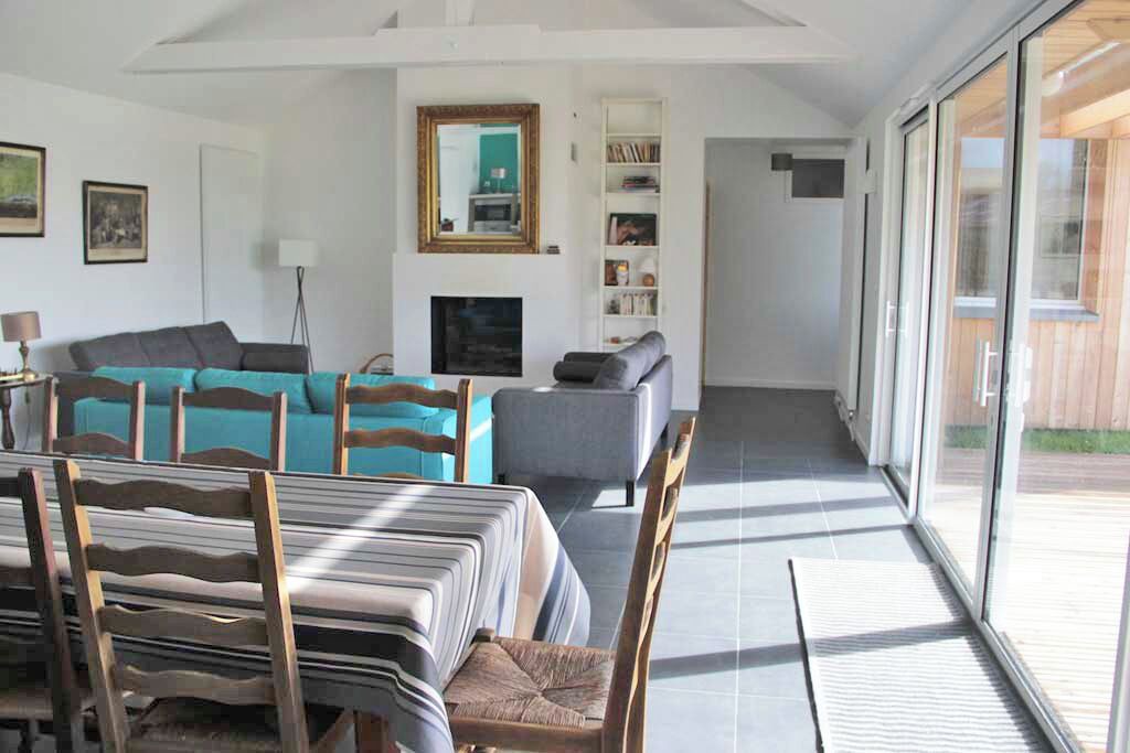 Photo of Livingroom in Arelaune-en-Seine