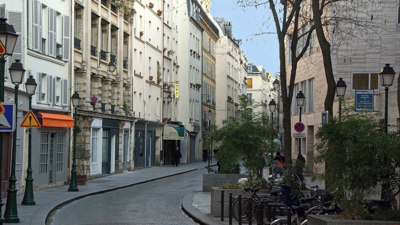 Photo of Others in Quartier du Mail