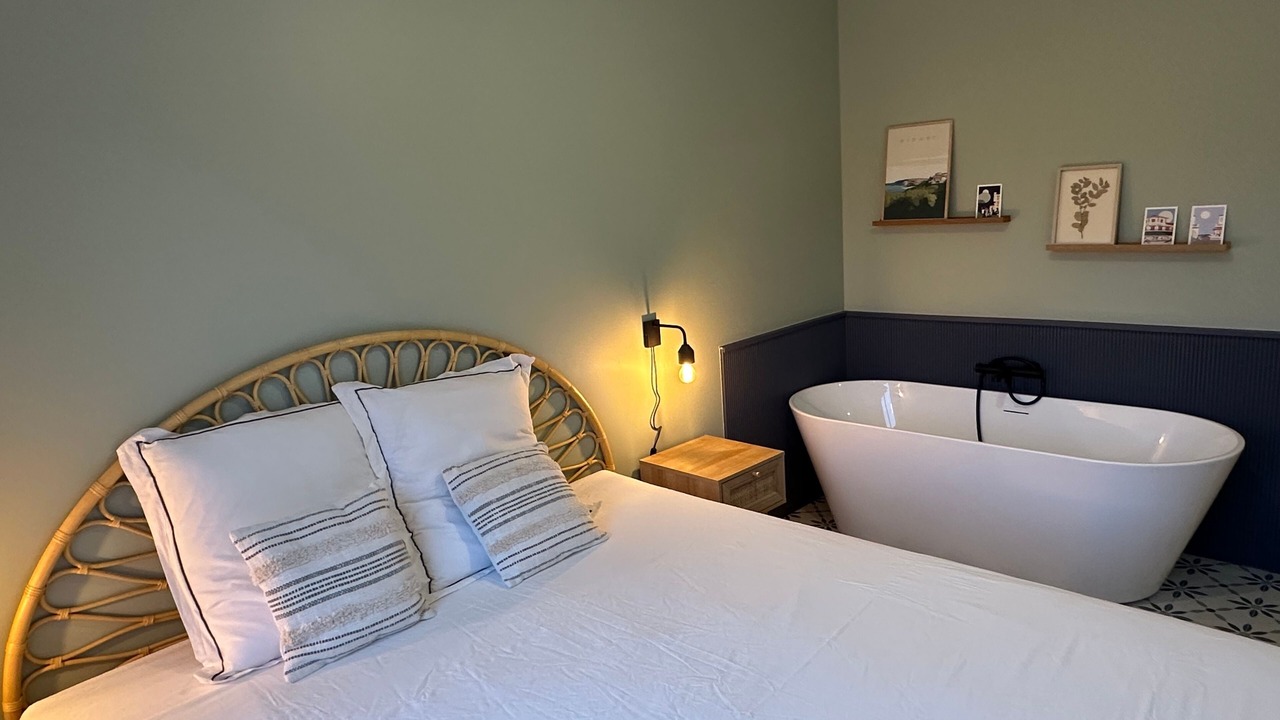 Photo of Bedroom in Blaison-Gohier