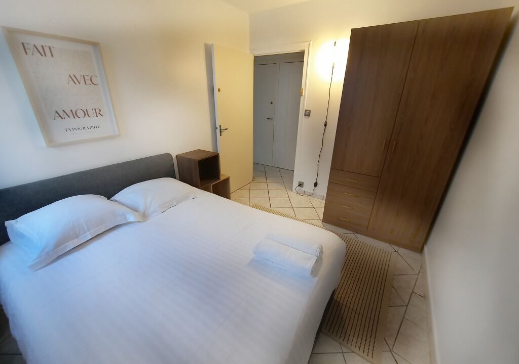 Photo of Bedroom in Faubourg North
