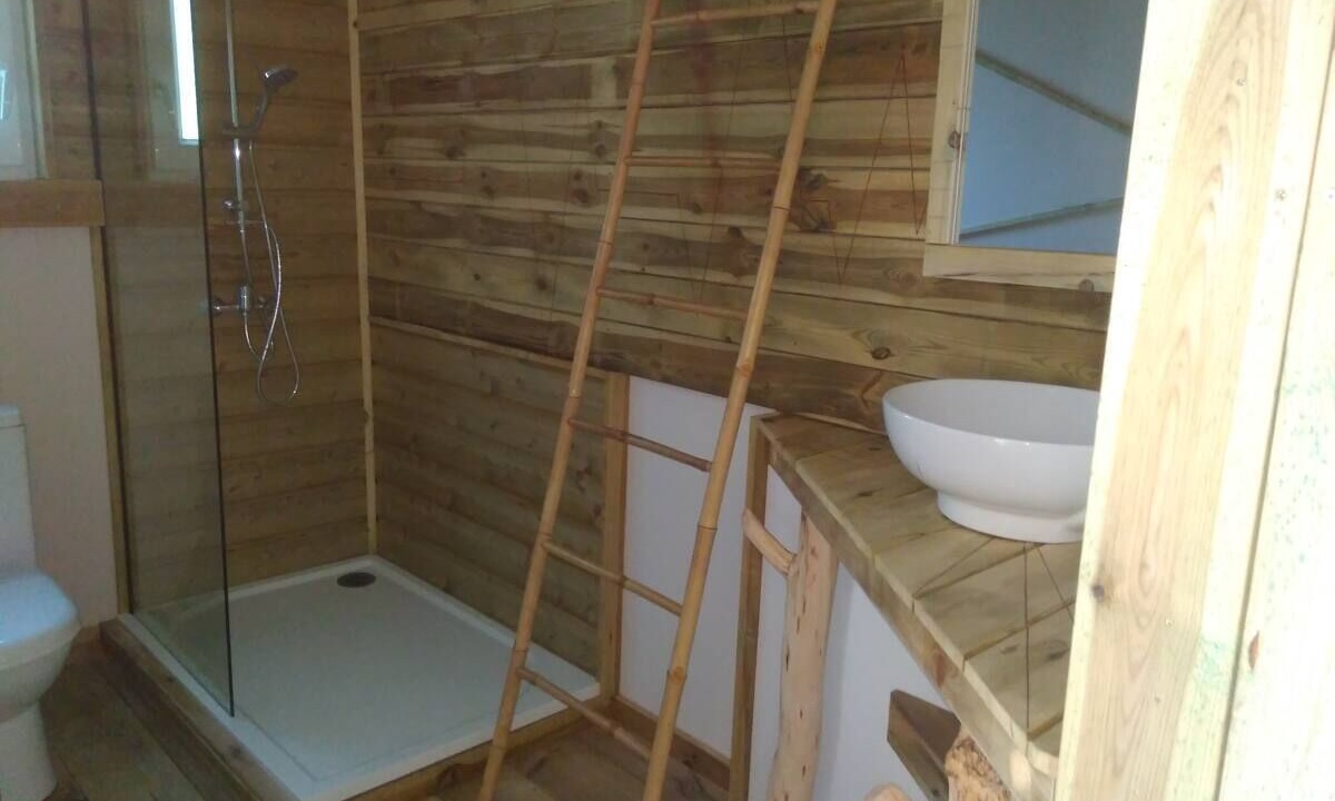 Photo of Bathroom in Beussent