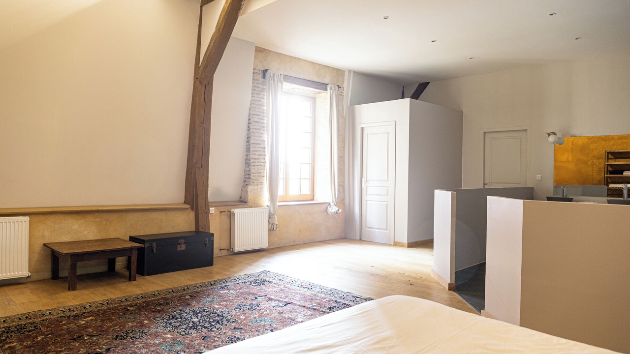 Photo of Bedroom in Saint-Fargeau