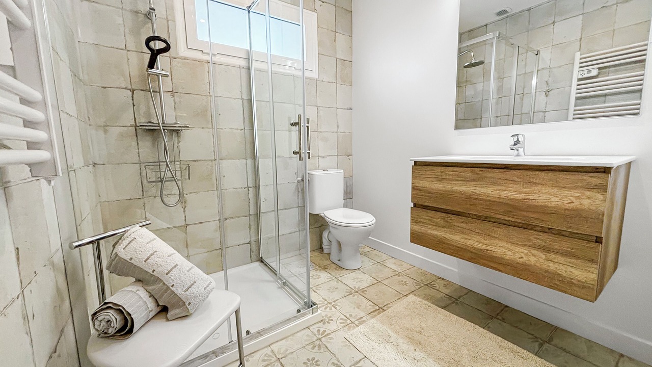 Photo of Bathroom in Bretigny-sur-Orge