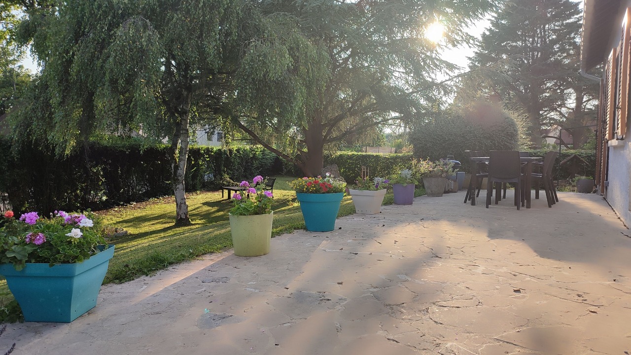 Photo of Outdoor in Levis-Saint-Nom