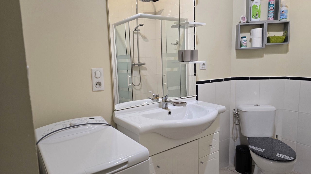 Photo of Bathroom in Quesnoy-le-Montant