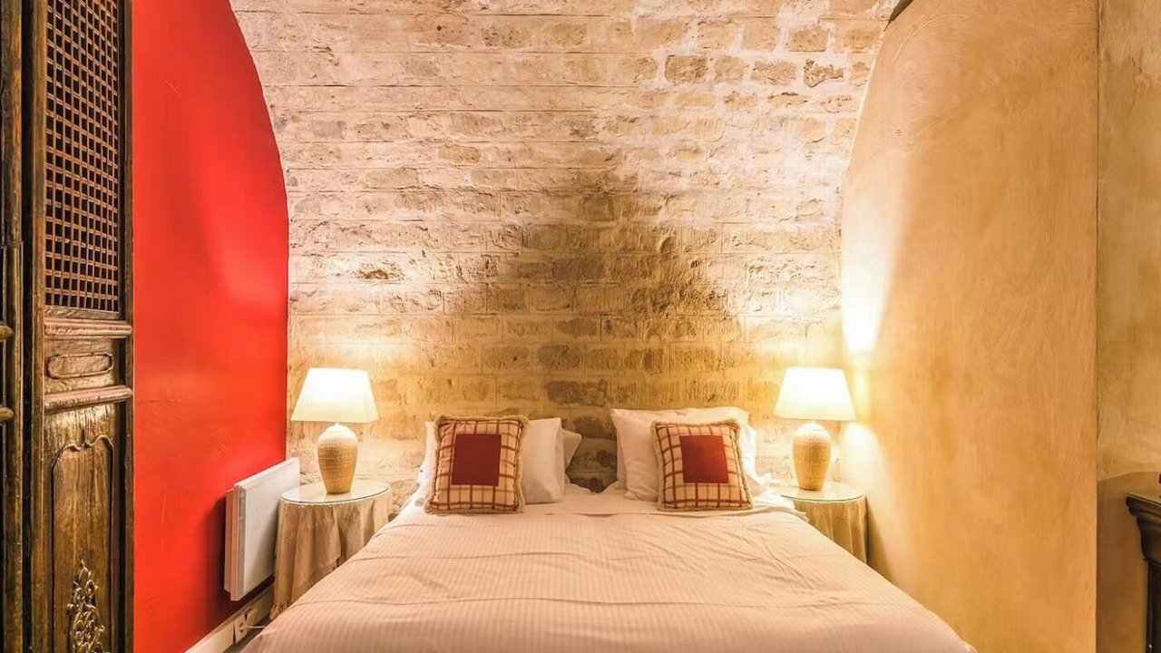 Photo of Bedroom in 3rd Arrondissement